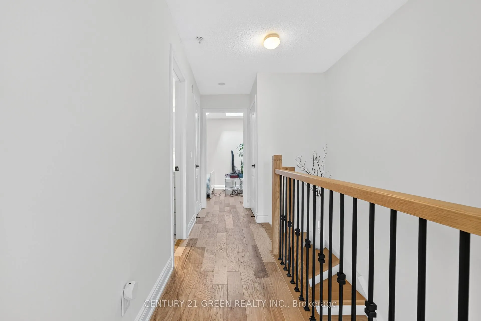 3531 Lake Shore Boulevard W, #316