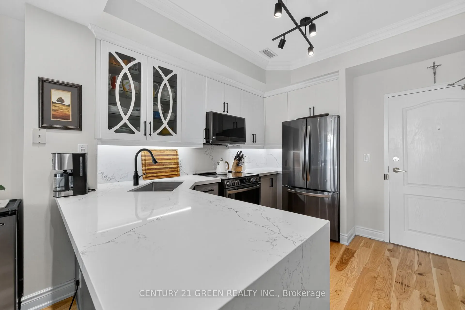 3531 Lake Shore Boulevard W, #316