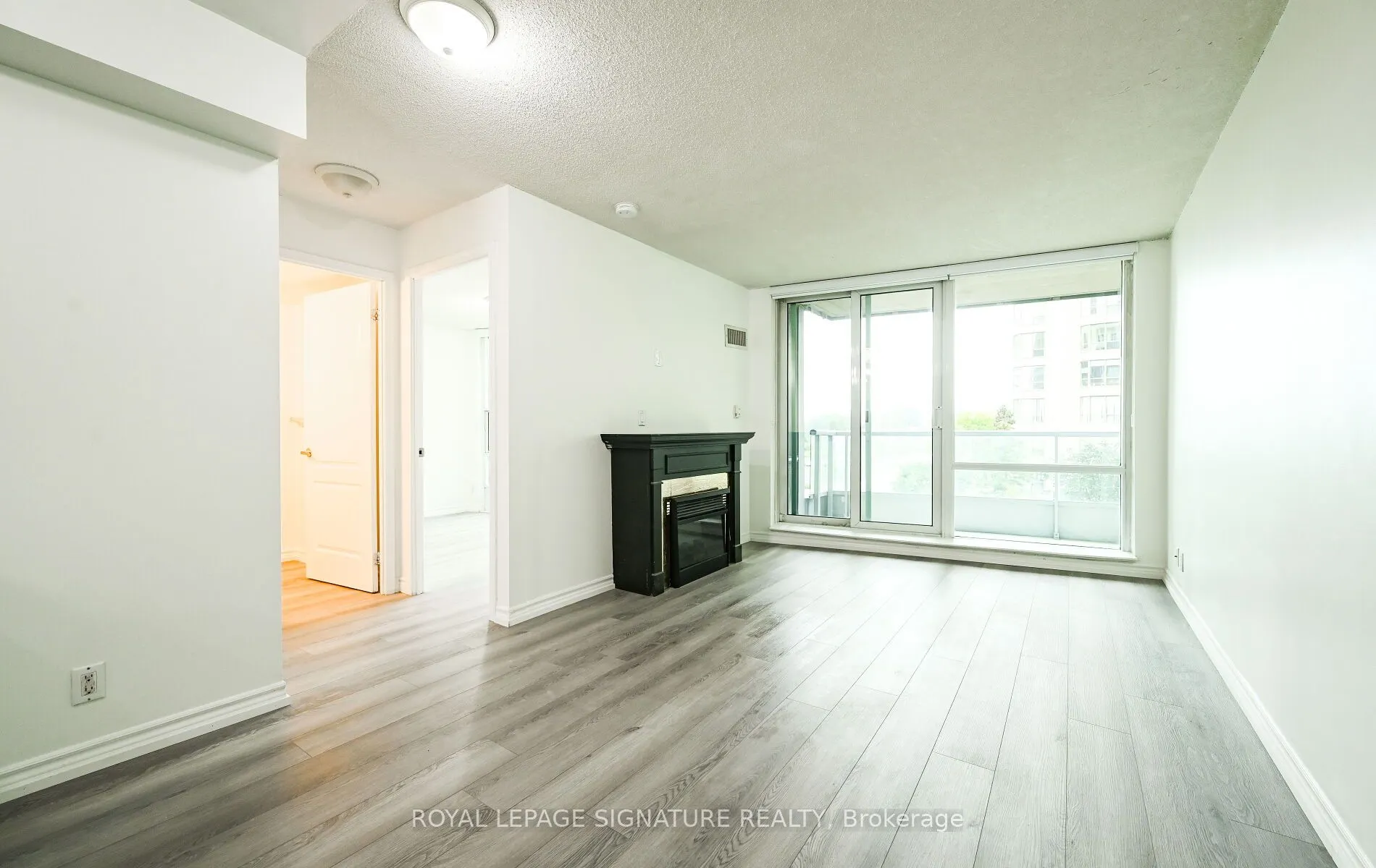 33 Elm Drive, #503