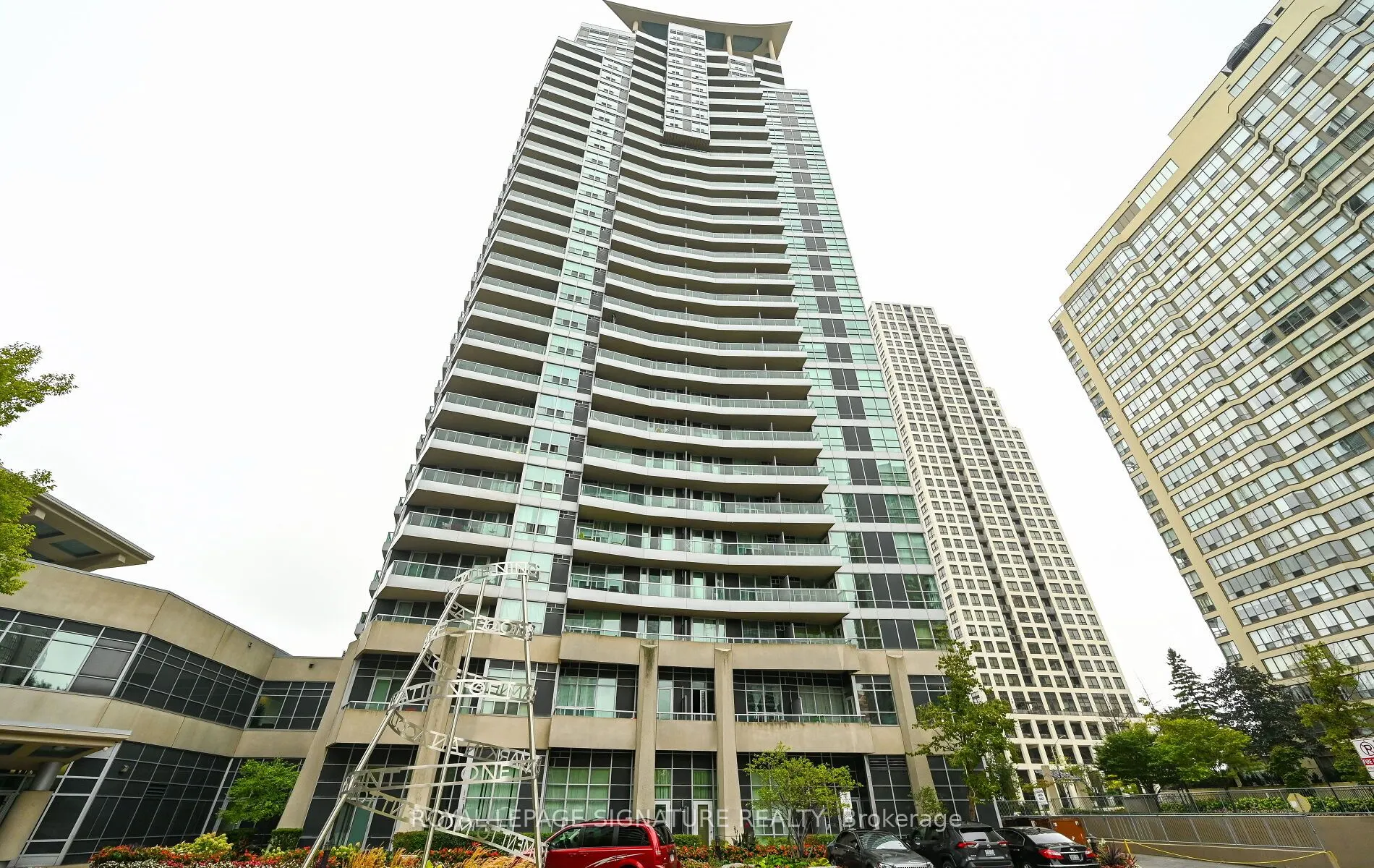 33 Elm Drive, #503
