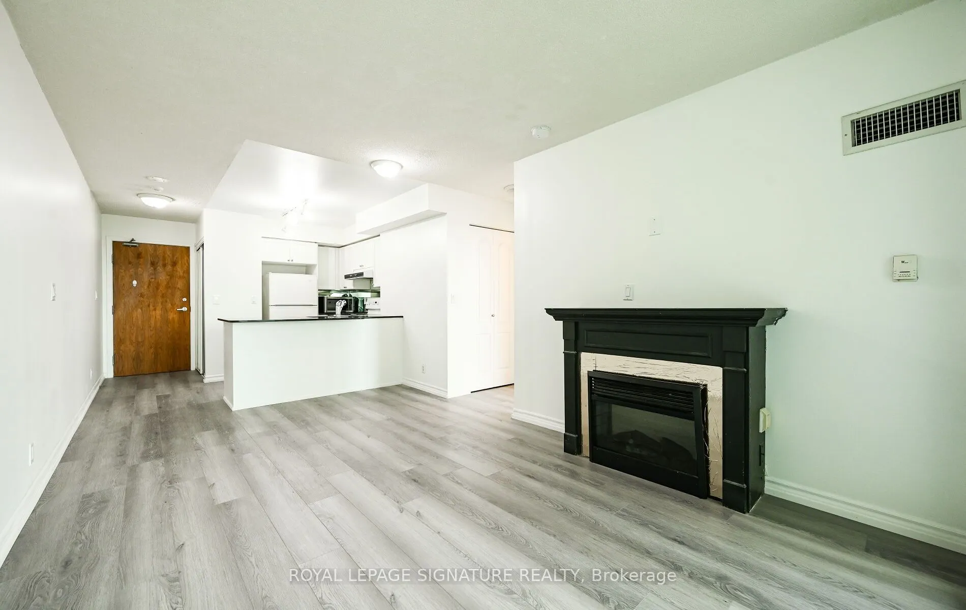 33 Elm Drive, #503