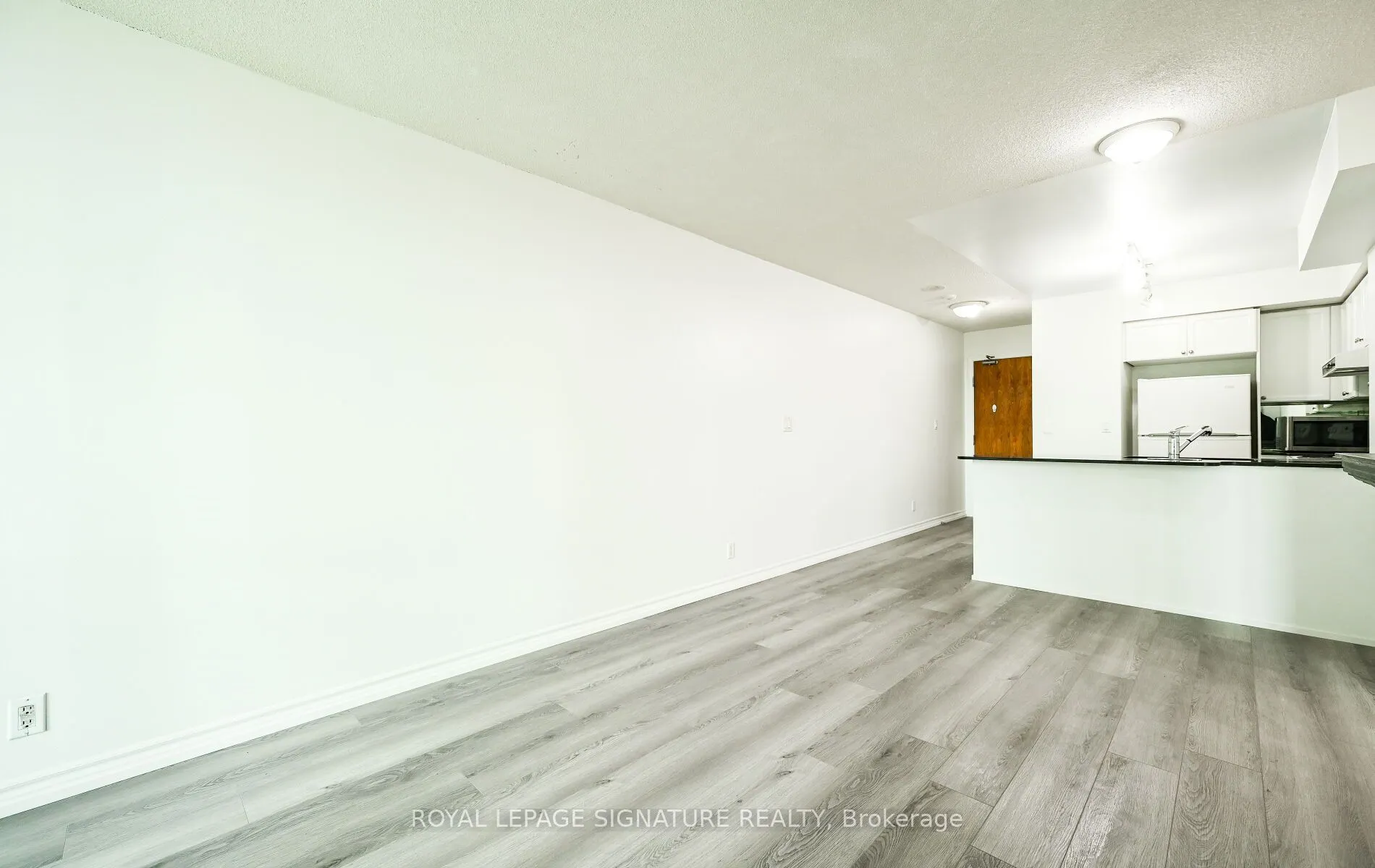 33 Elm Drive, #503