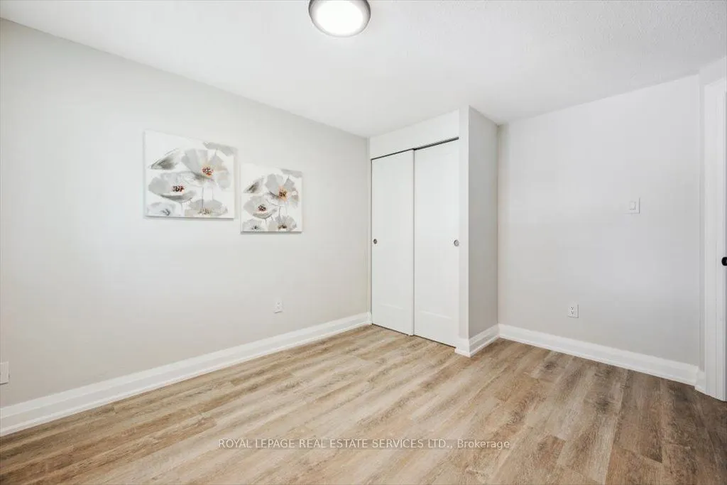 1520 Lancaster Drive, #137
