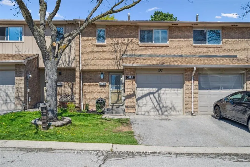 1520 Lancaster Drive, #137