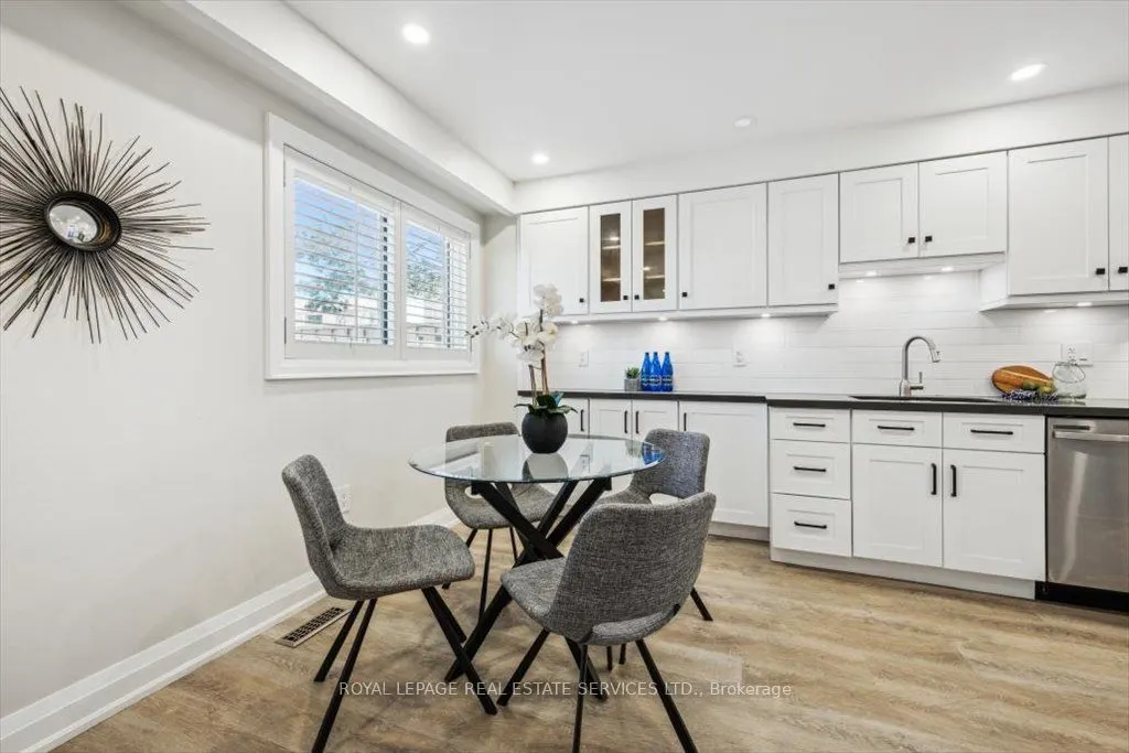 1520 Lancaster Drive, #137