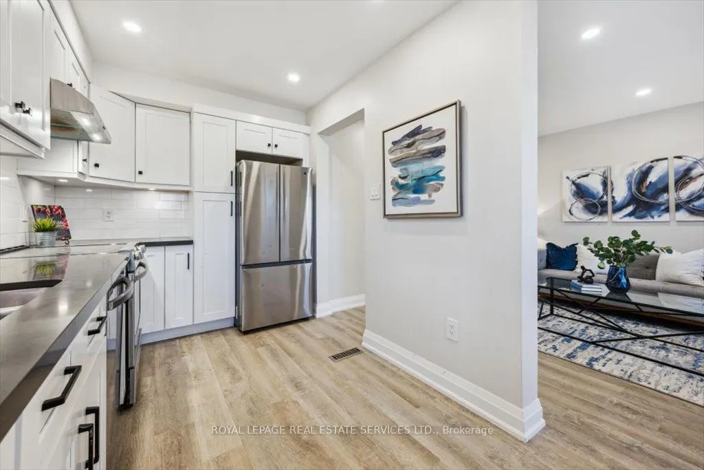 1520 Lancaster Drive, #137