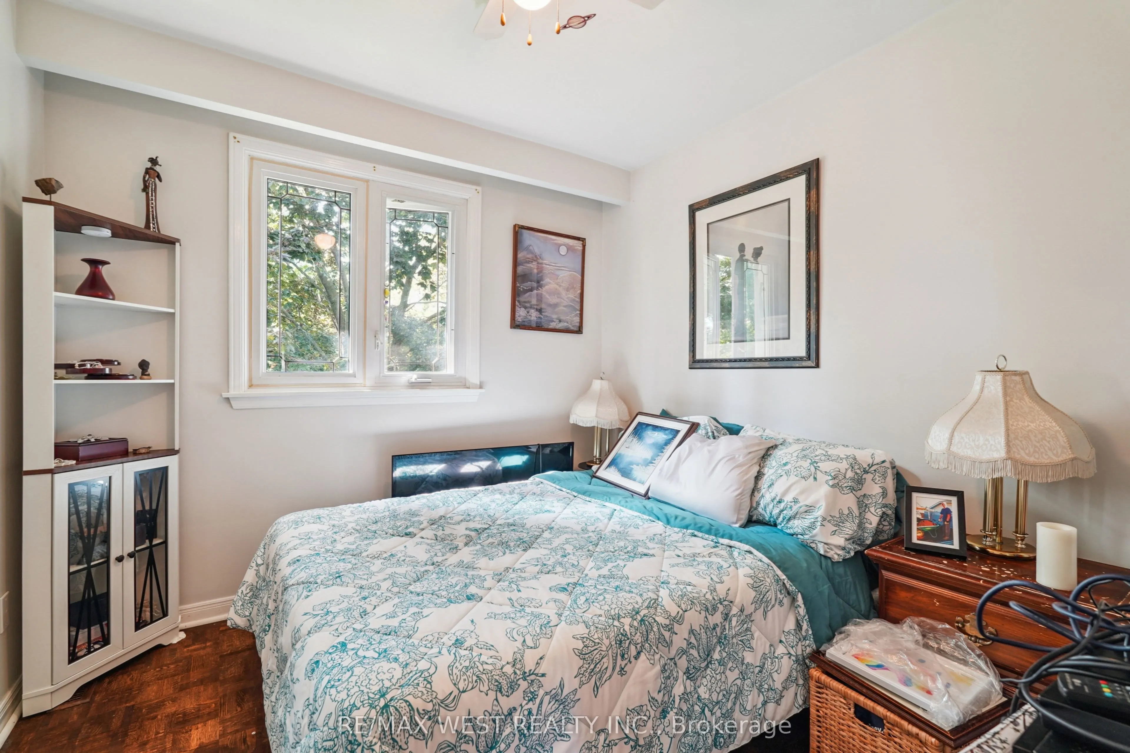 52 Old Burnhamthorpe Road, #2