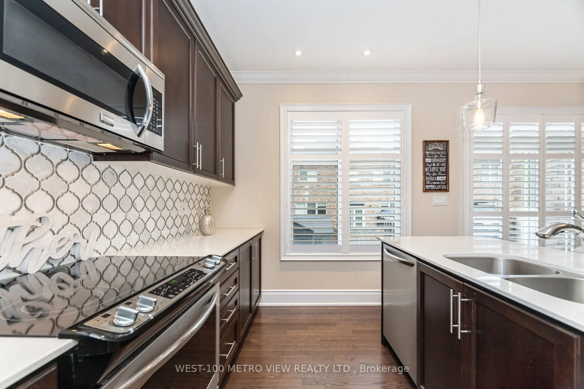 4 Ivor Crescent