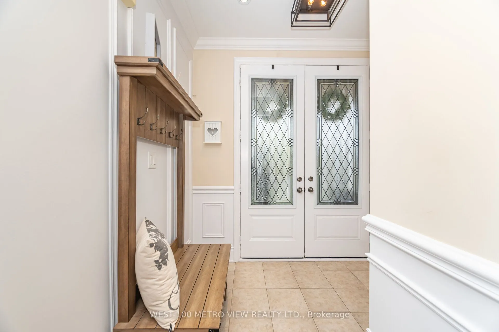 4 Ivor Crescent