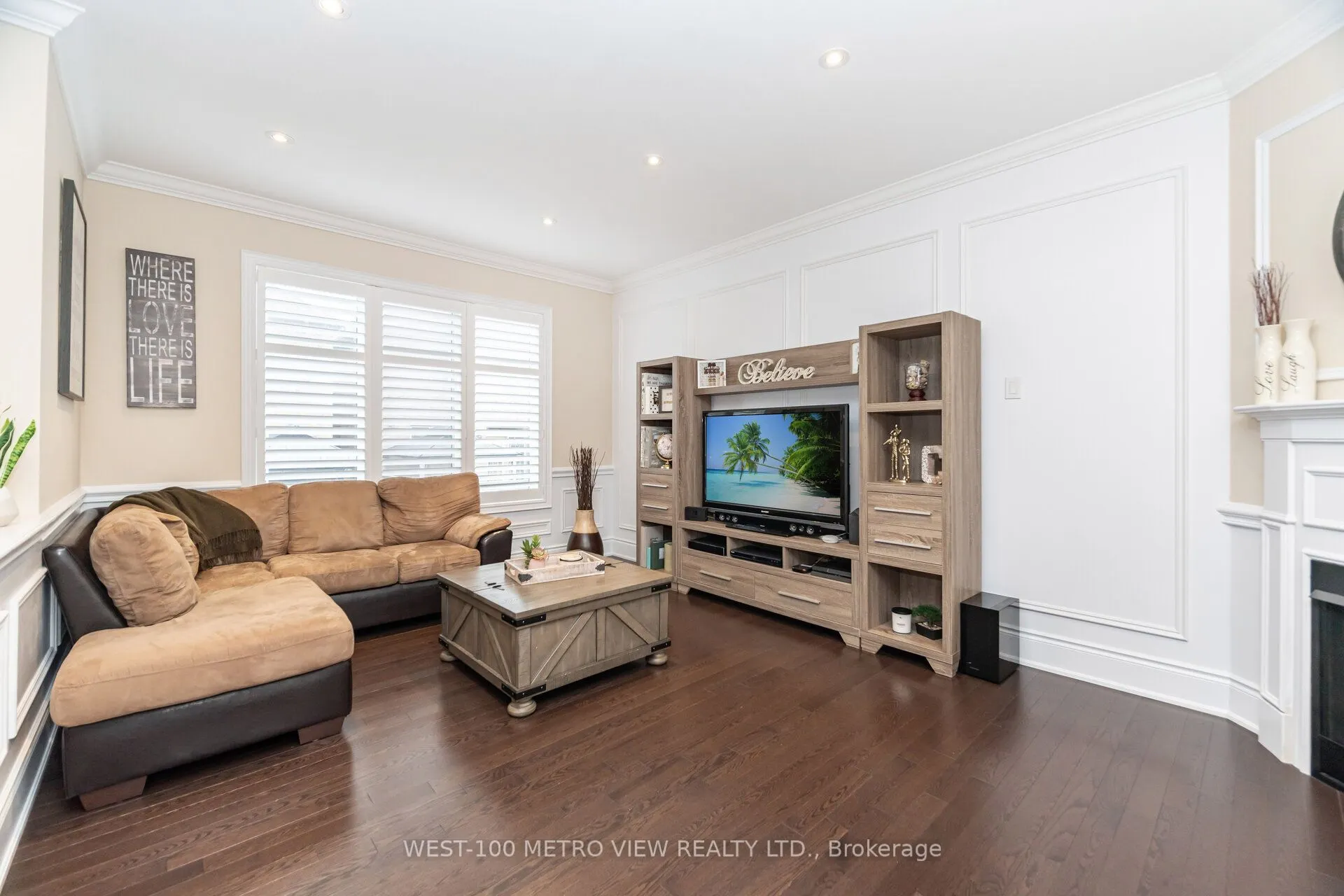 4 Ivor Crescent
