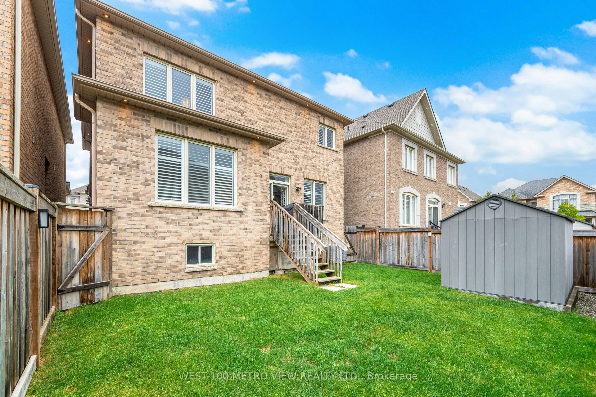 4 Ivor Crescent