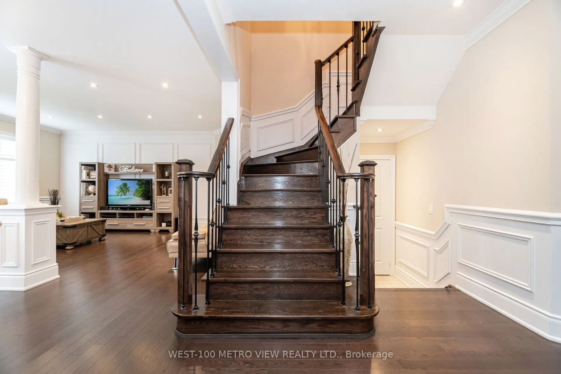 4 Ivor Crescent