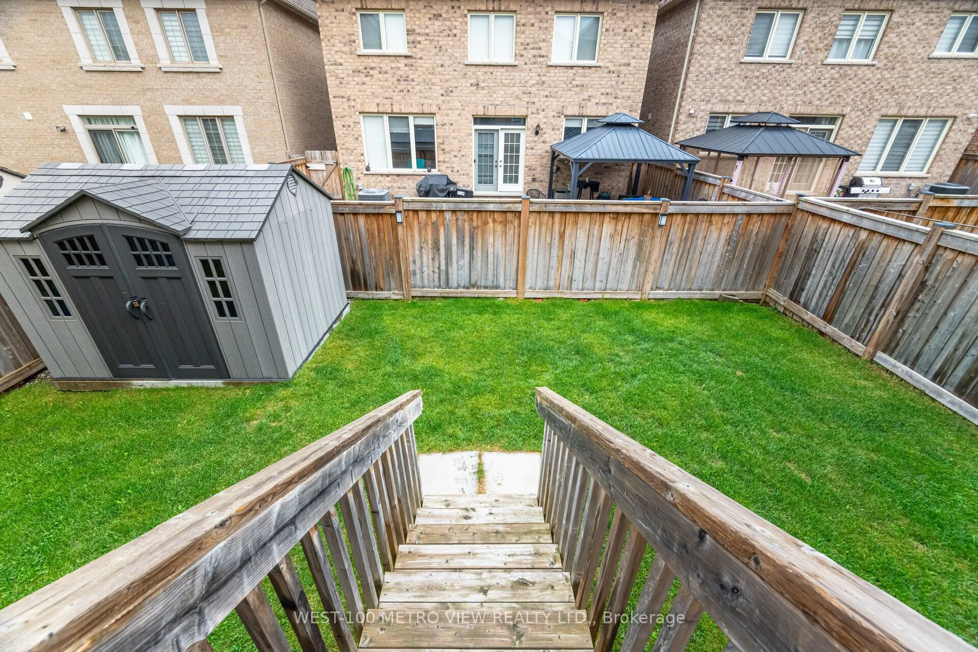 4 Ivor Crescent