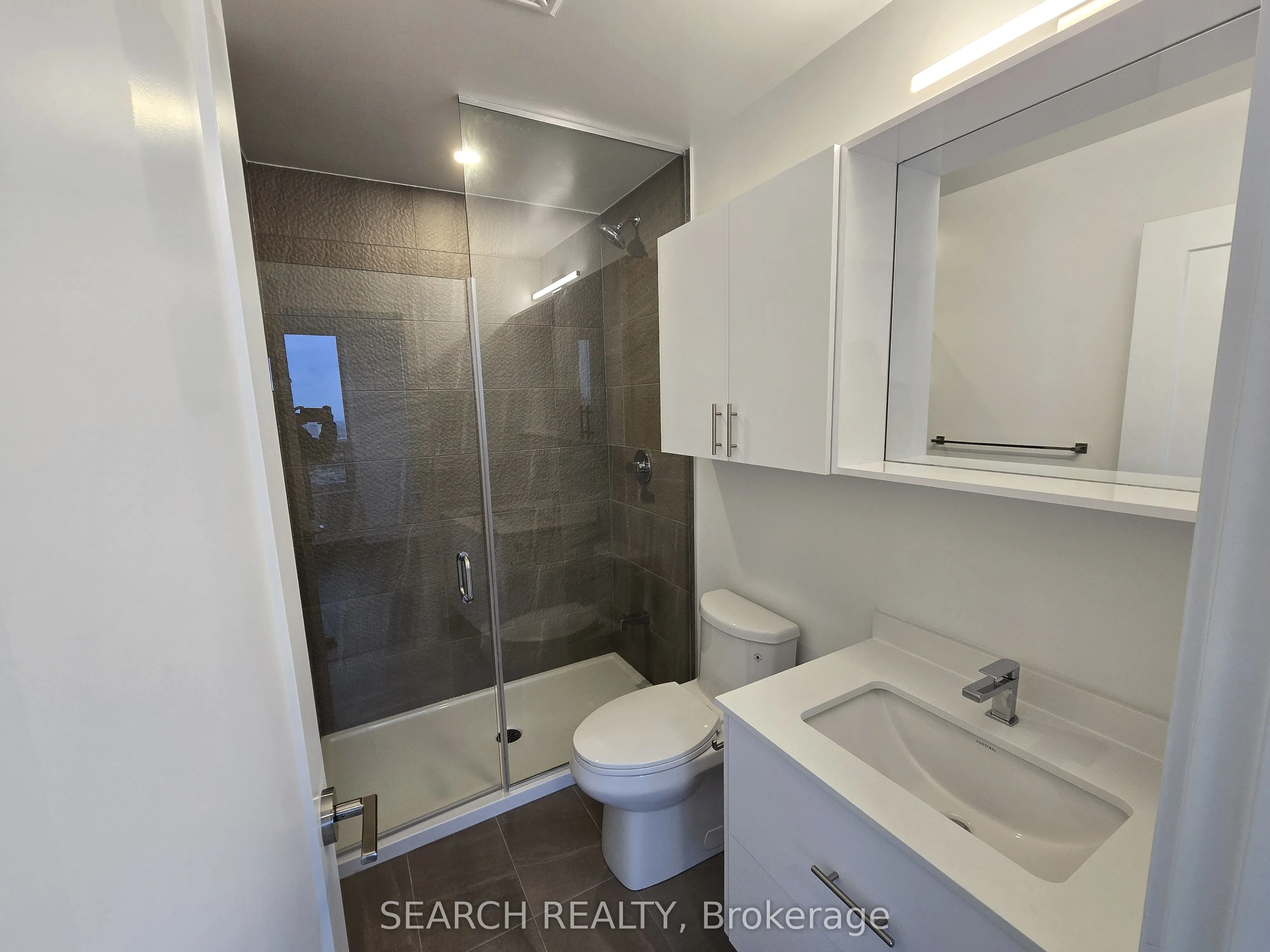5105 Hurontario Street, #2102