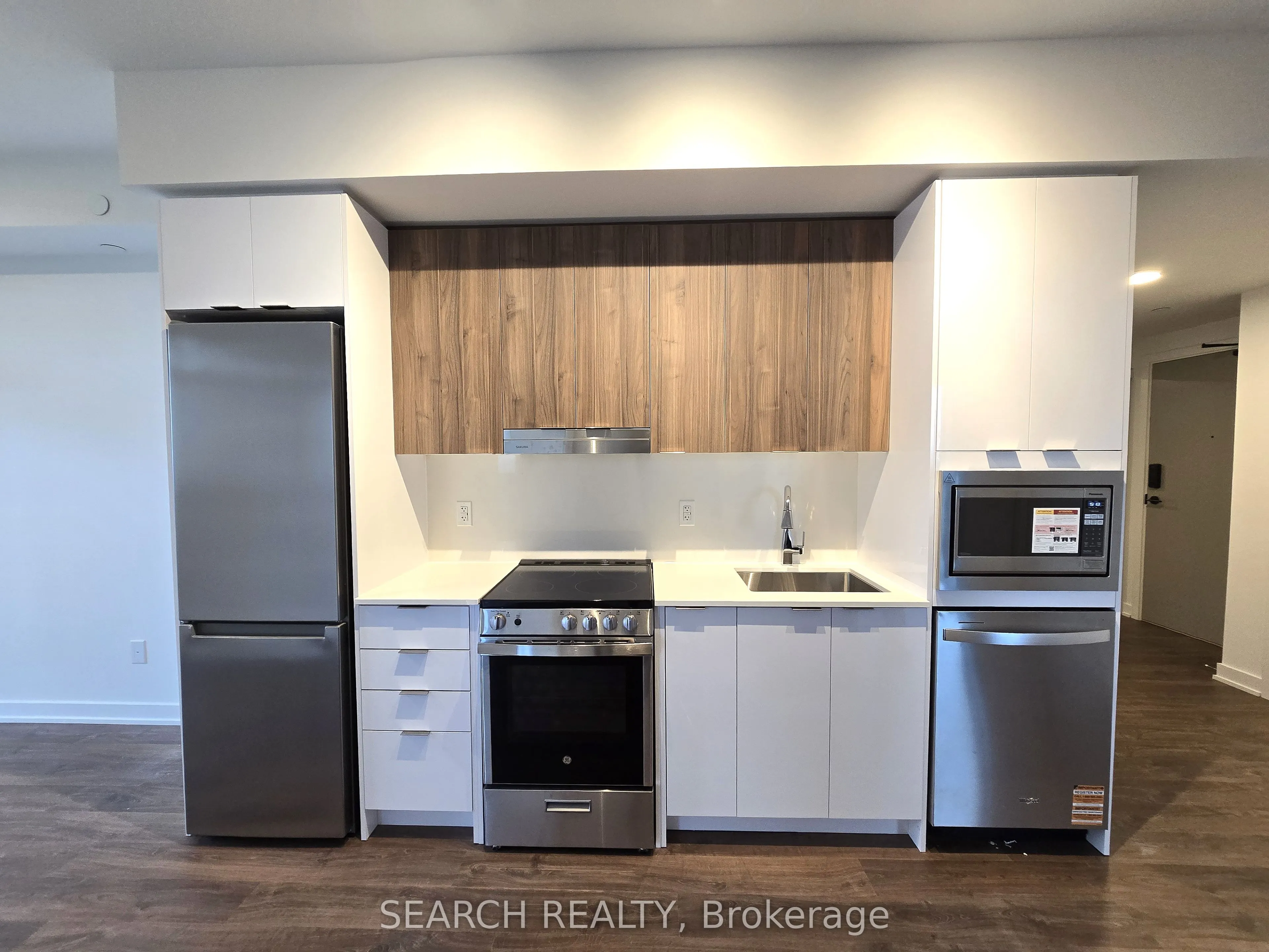5105 Hurontario Street, #2102