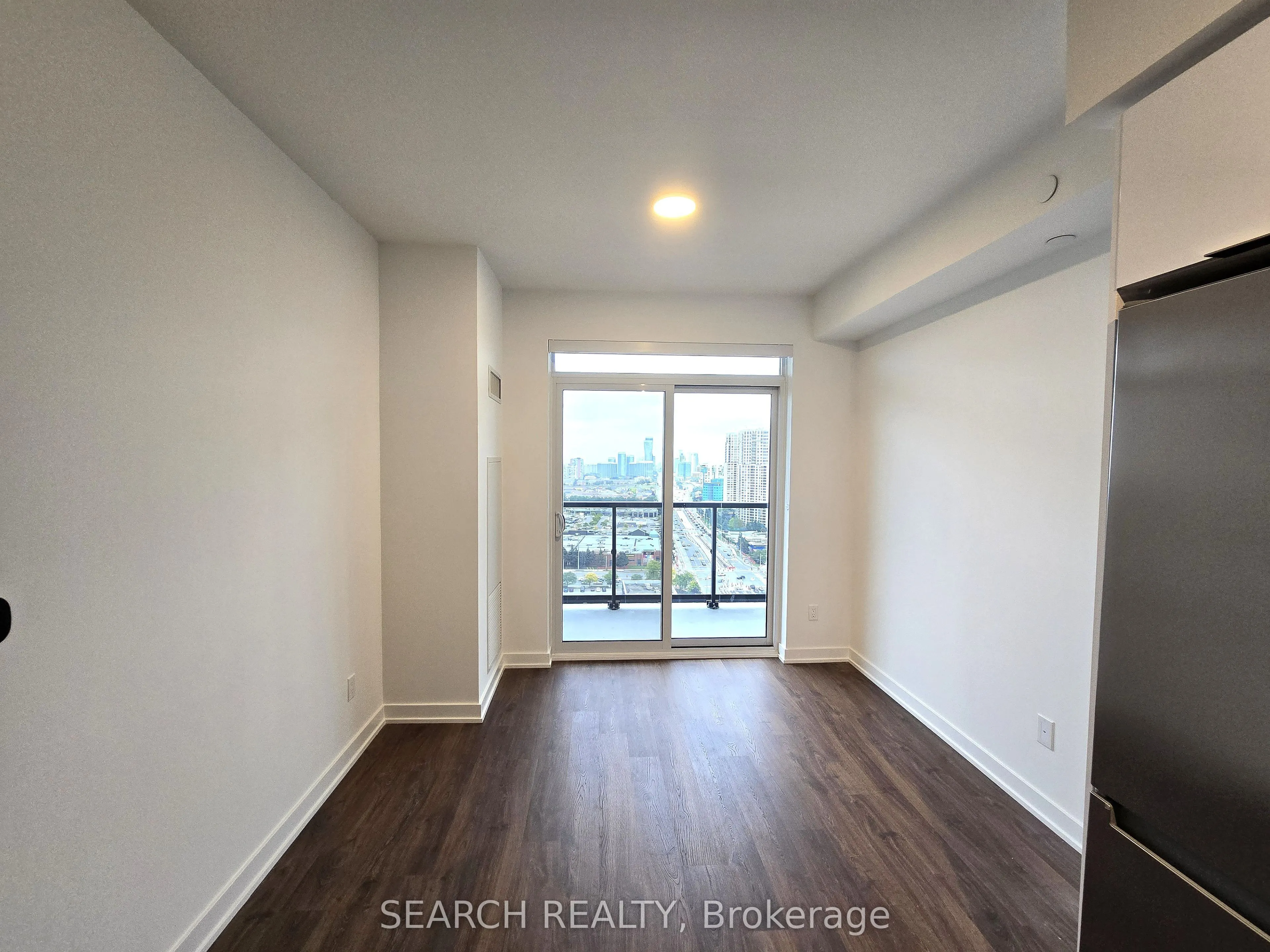 5105 Hurontario Street, #2102