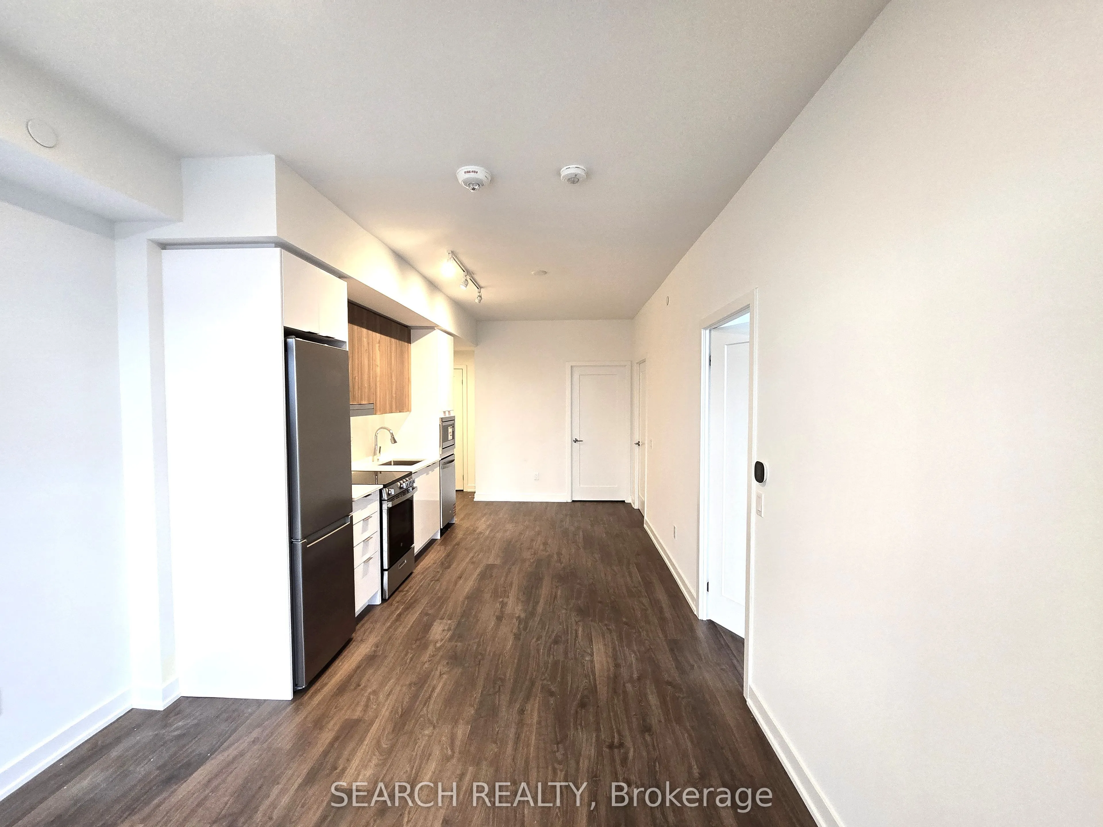 5105 Hurontario Street, #2102