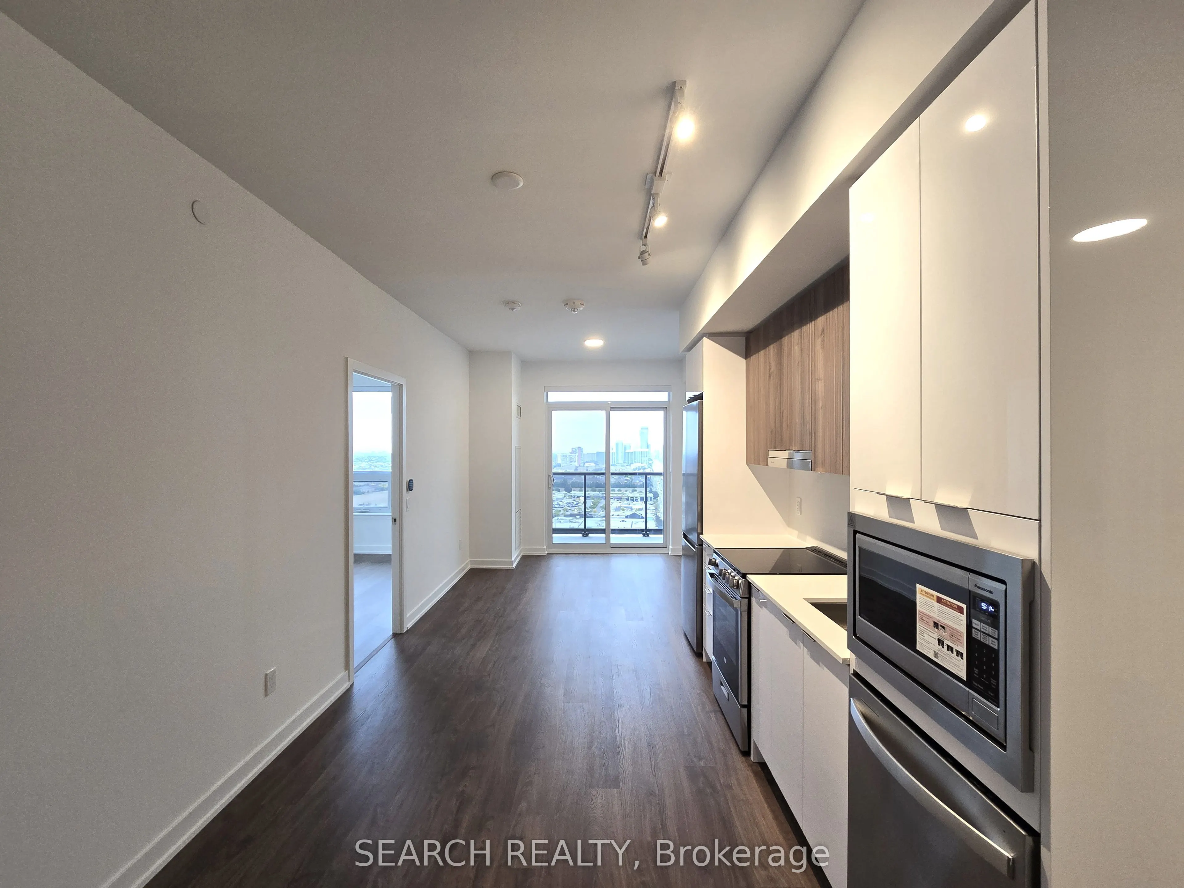 5105 Hurontario Street, #2102