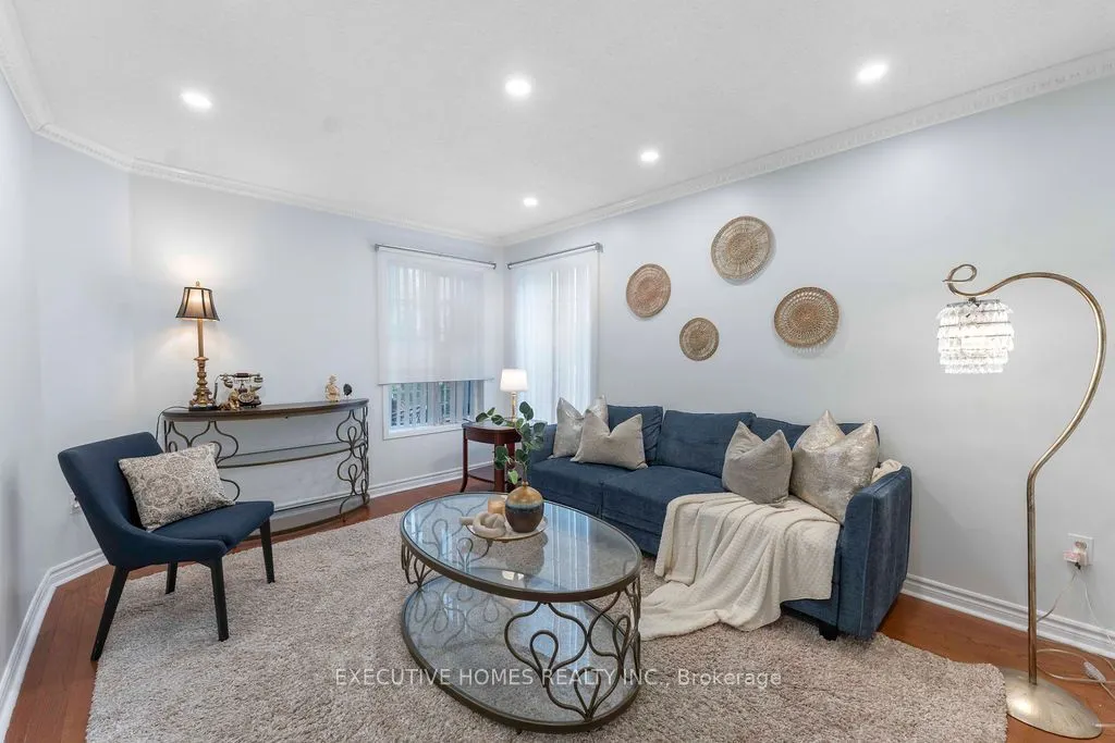 8 Shallimar Court