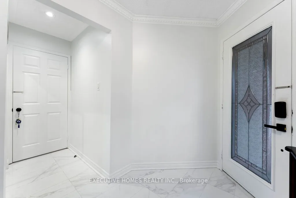 8 Shallimar Court