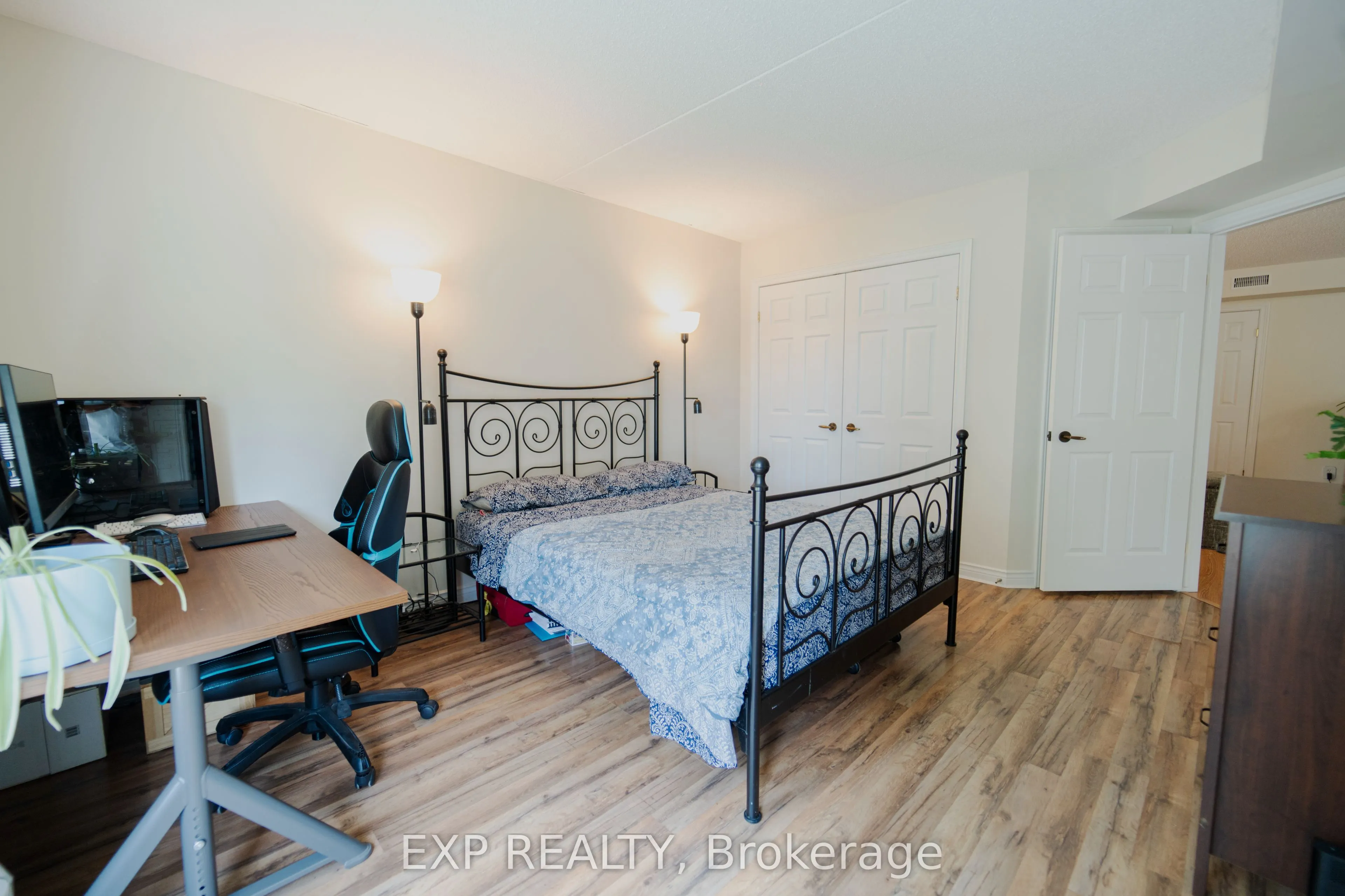 2010 CLEAVER Avenue, #124