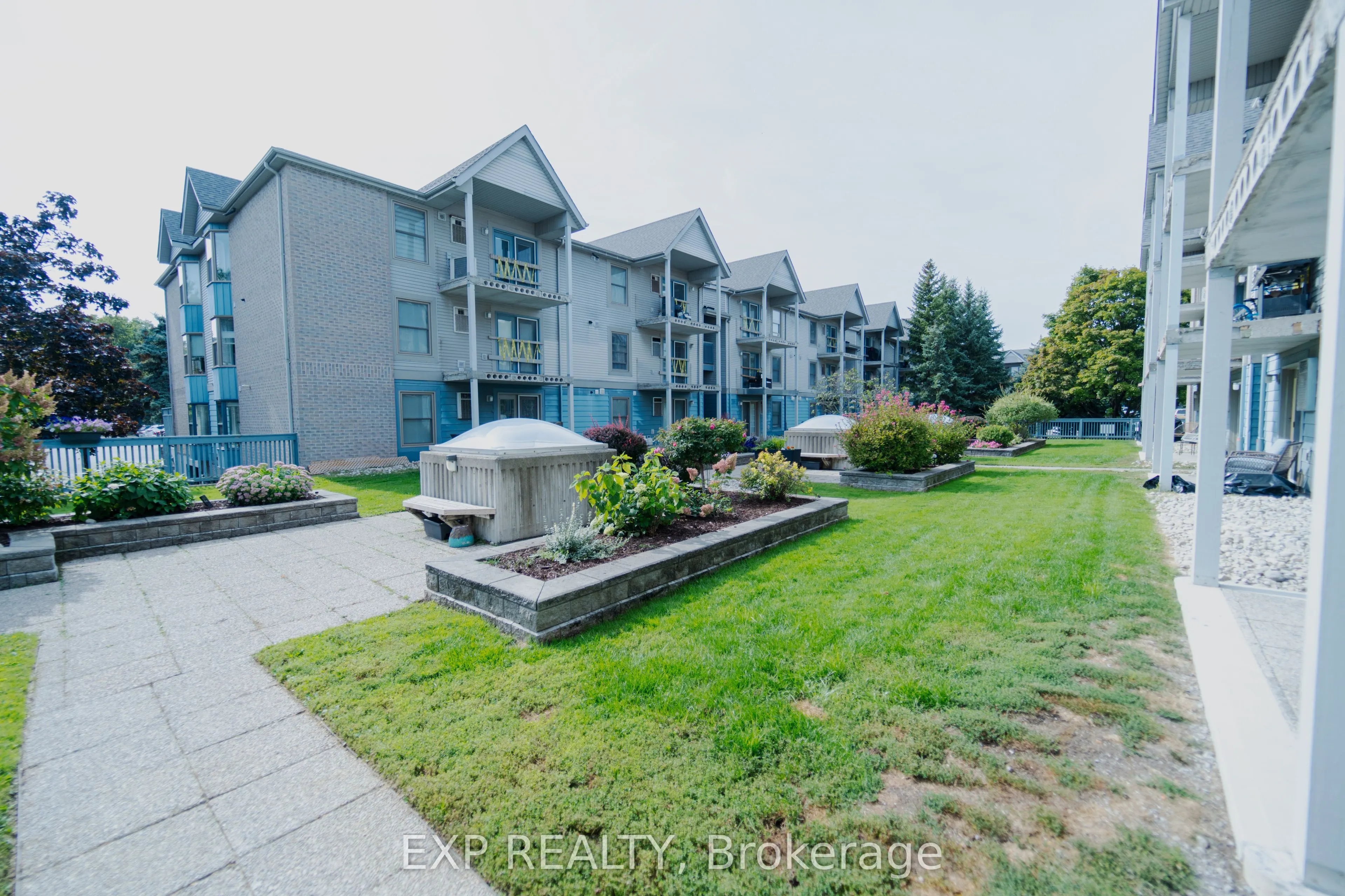 2010 CLEAVER Avenue, #124