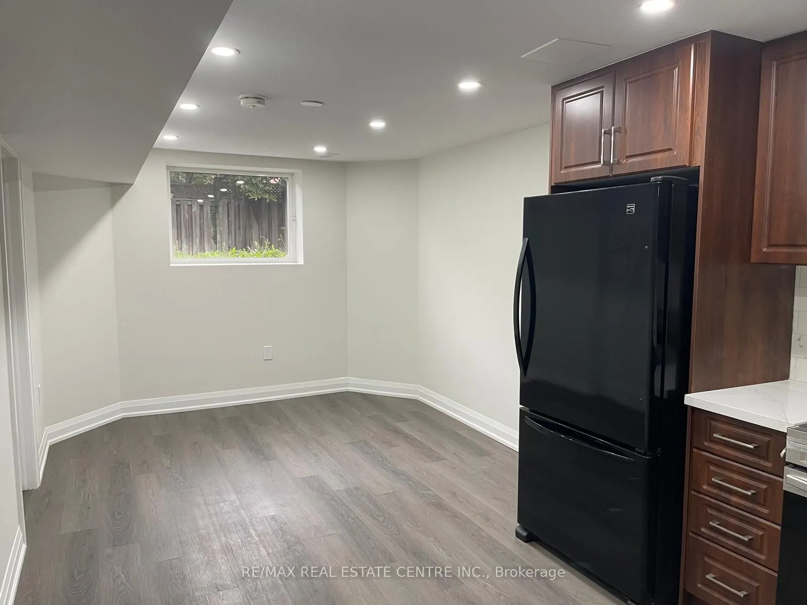 3727 Althorpe Circle