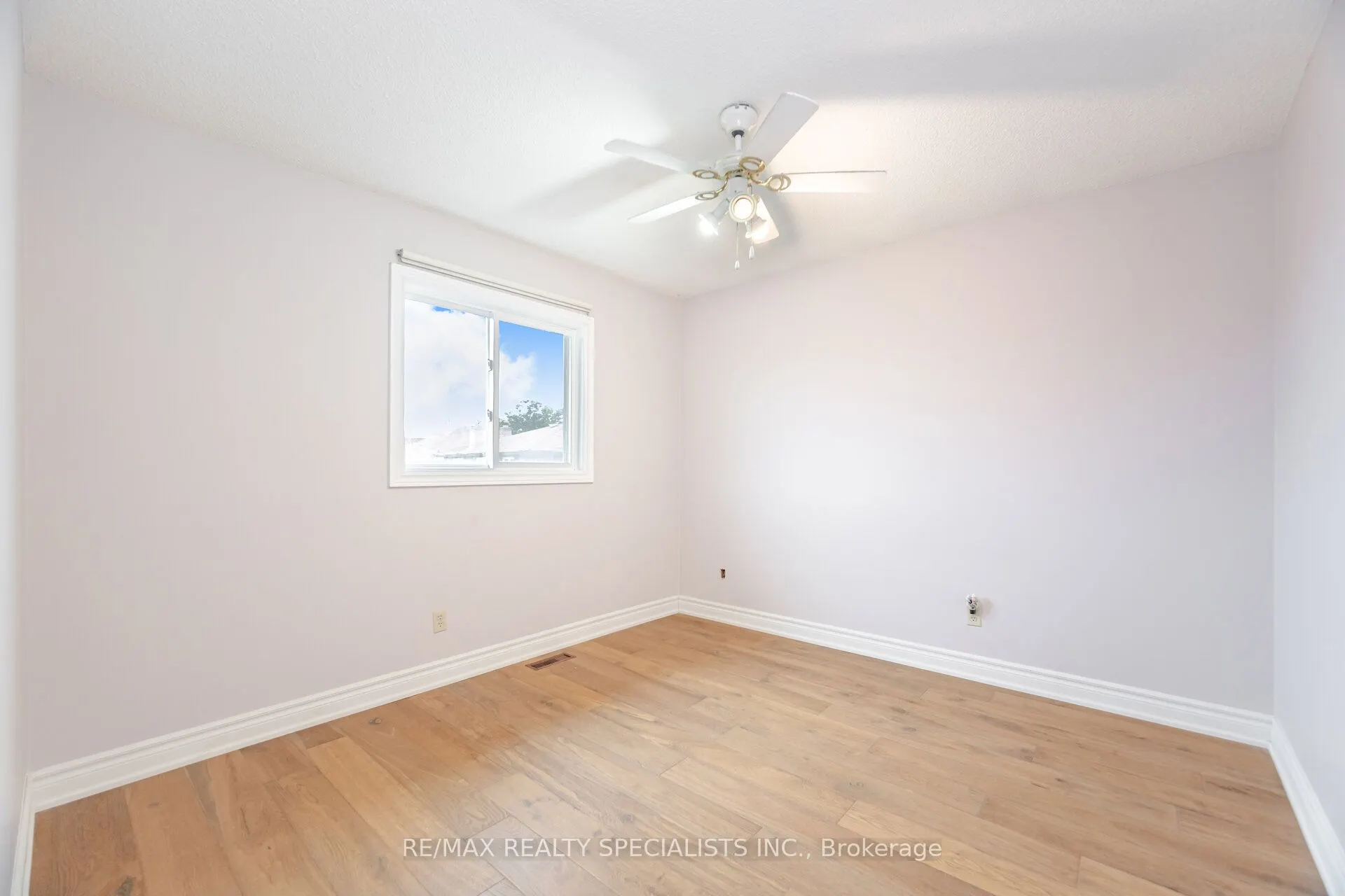 5274 Huntingfield Drive