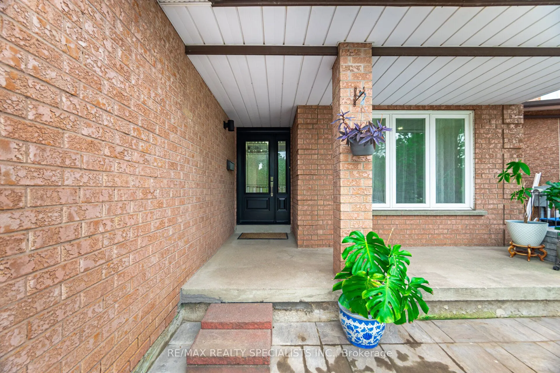 5274 Huntingfield Drive