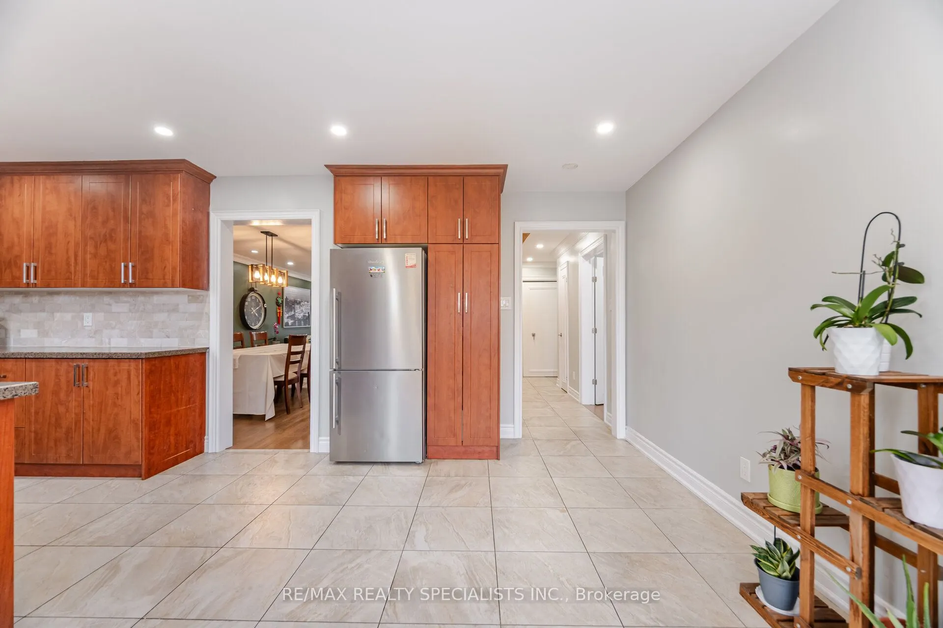 5274 Huntingfield Drive