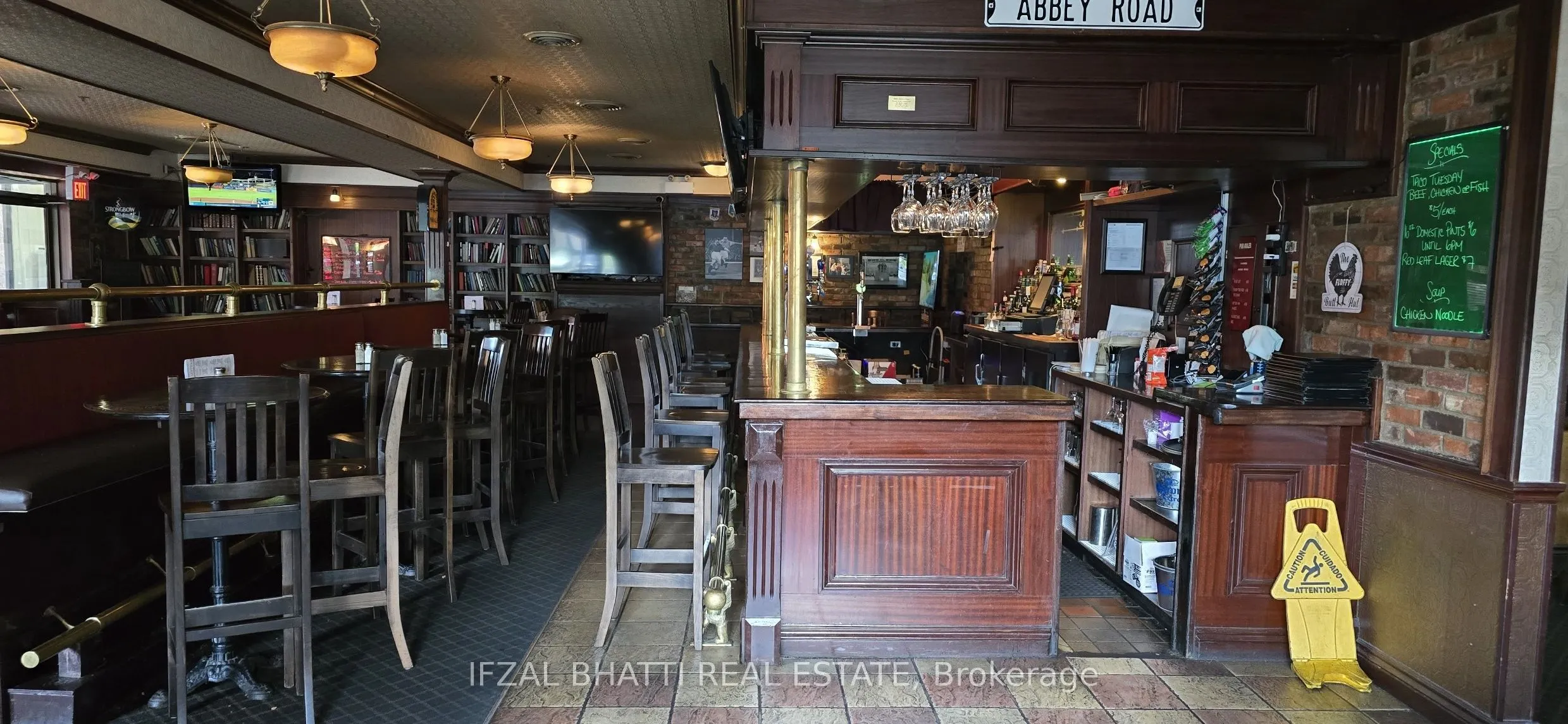 3200 Erin Mills Parkway, #9