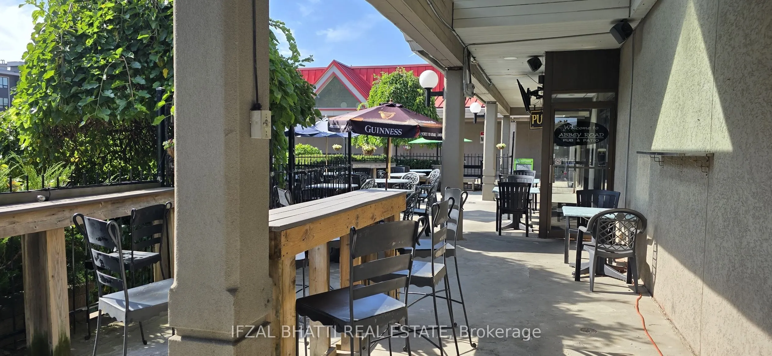 3200 Erin Mills Parkway, #9