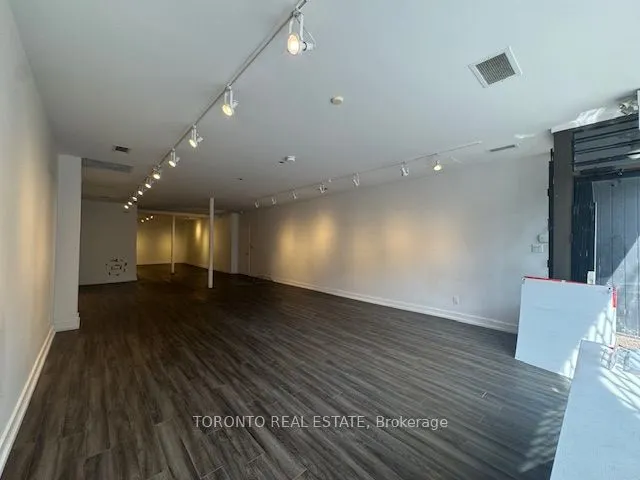 1580 Queen Street W