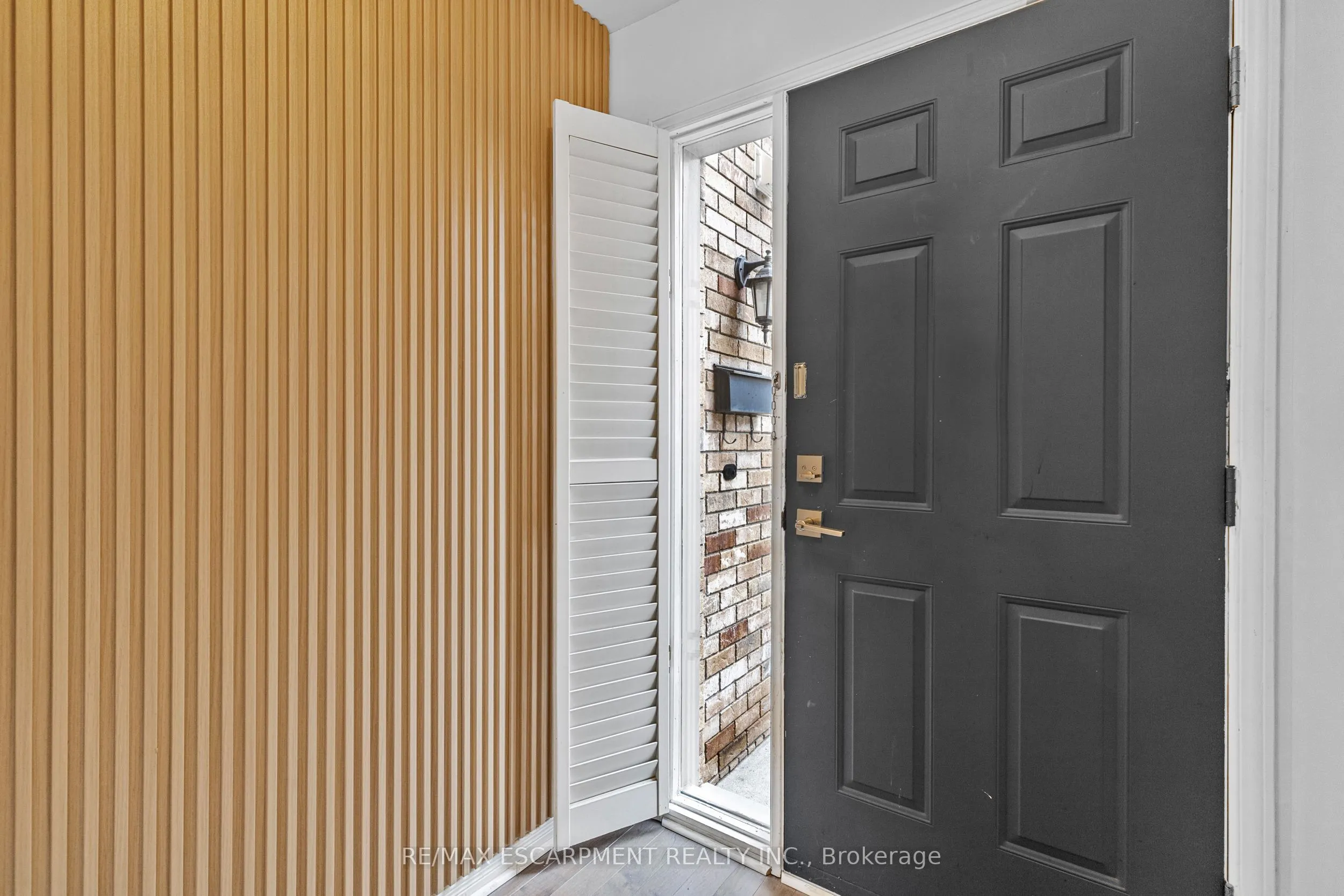 2015 Cleaver Avenue, #5
