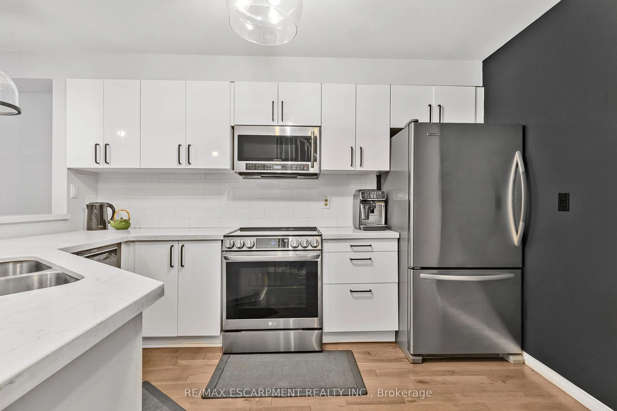 2015 Cleaver Avenue, #5