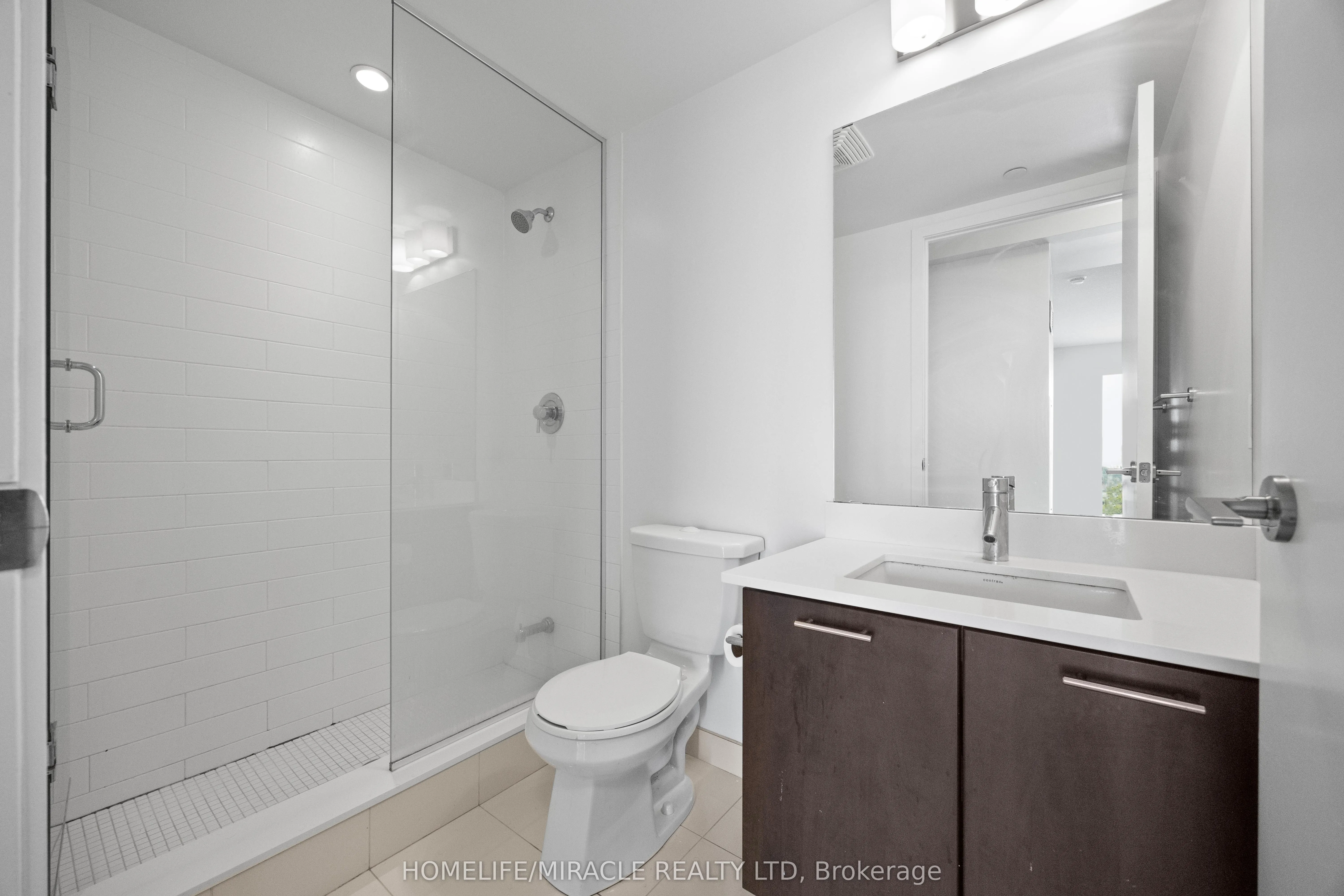 2220 Lakeshore Boulevard W, #2004