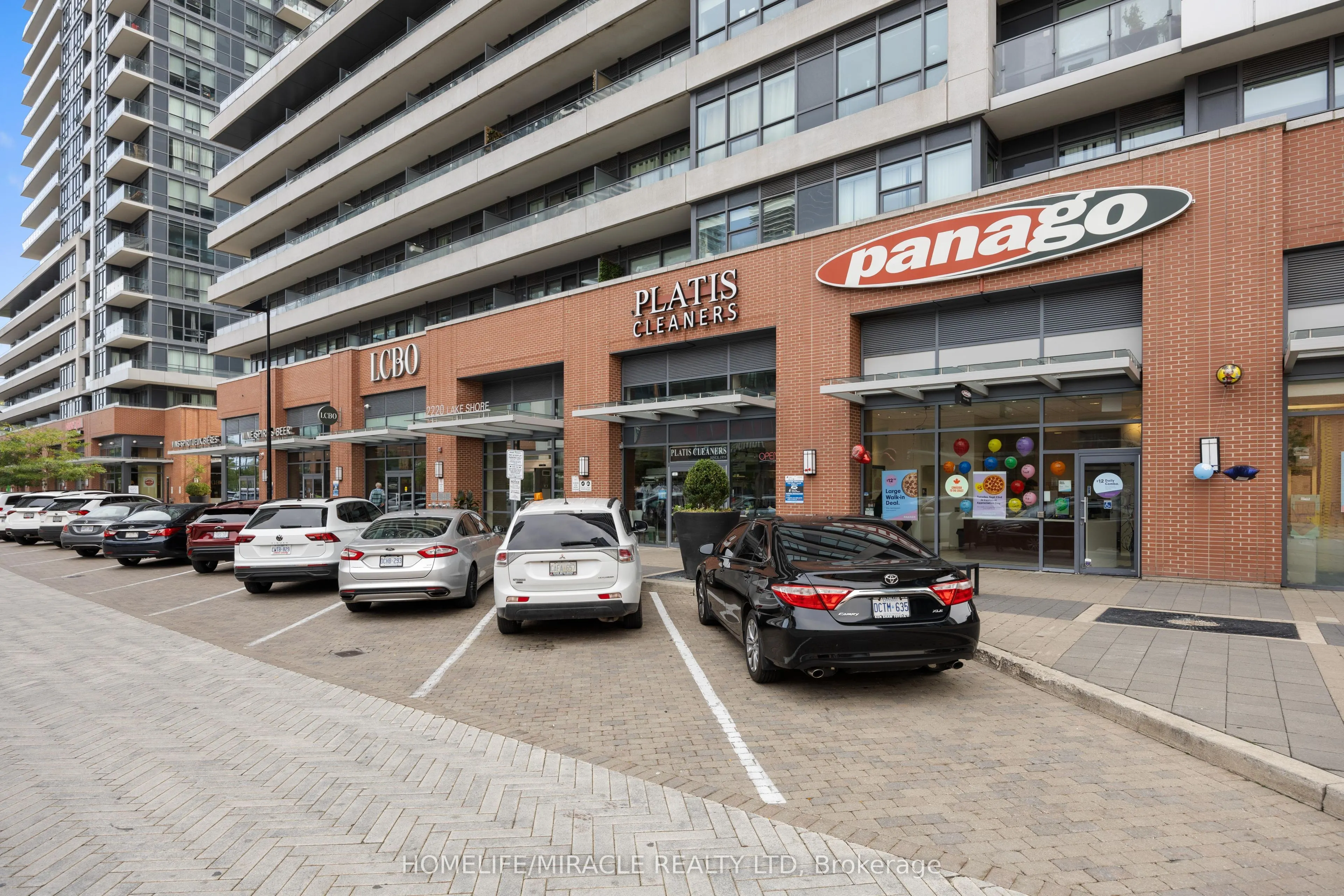 2220 Lakeshore Boulevard W, #2004
