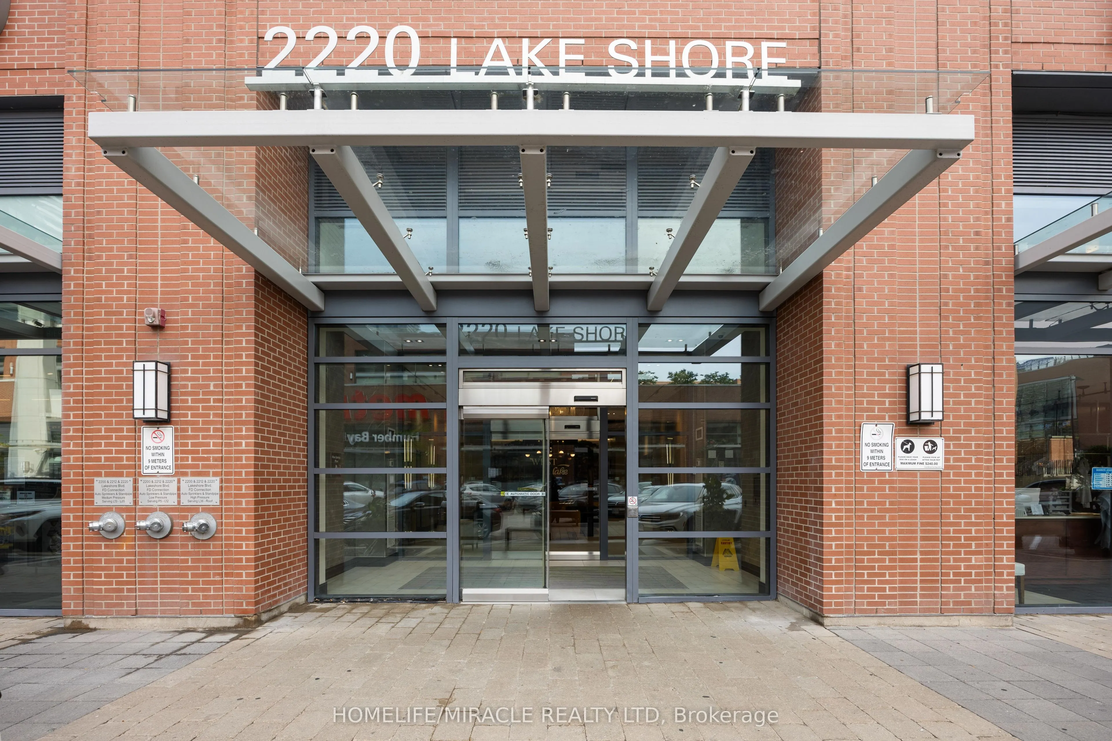 2220 Lakeshore Boulevard W, #2004