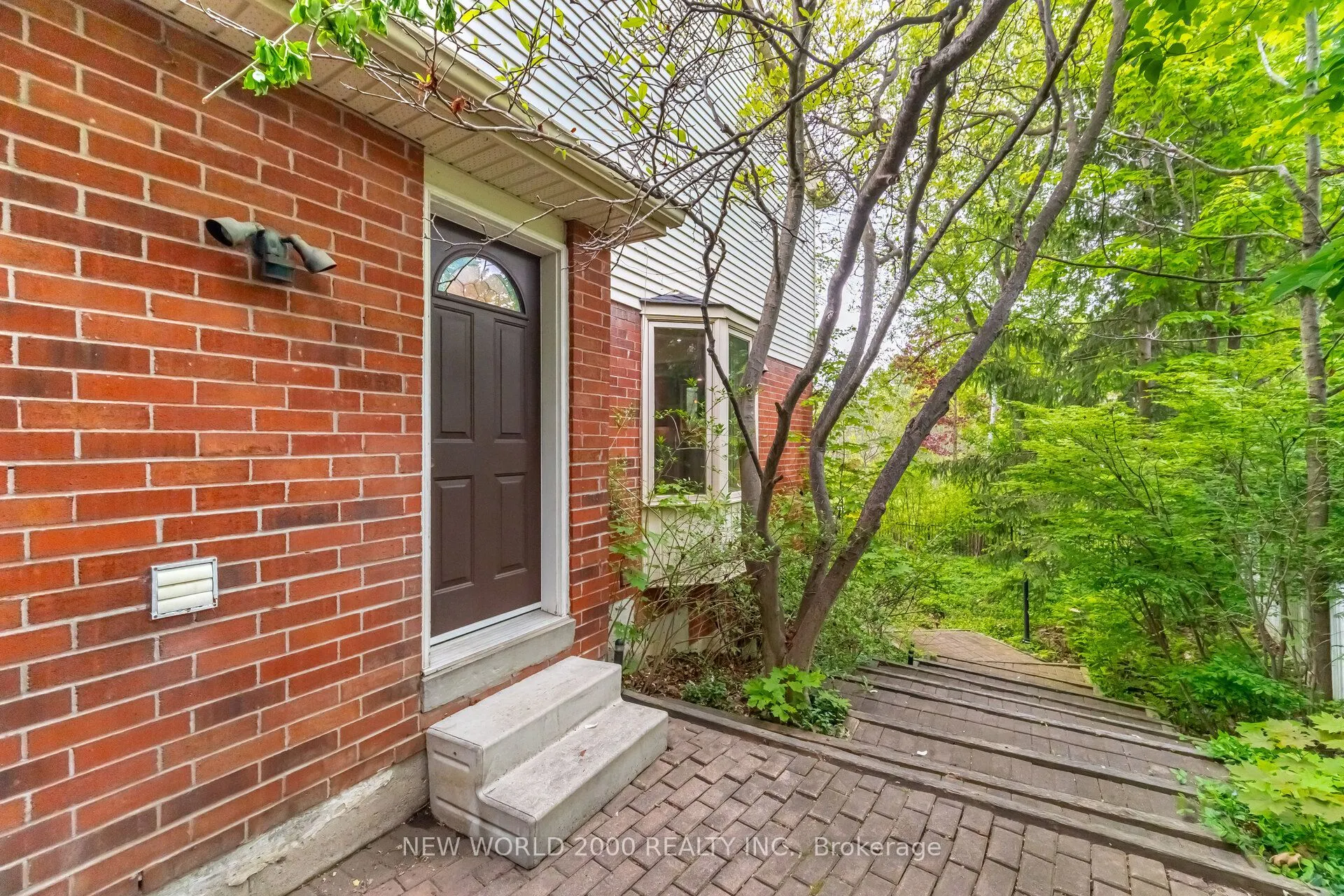 254 Maidstone Court