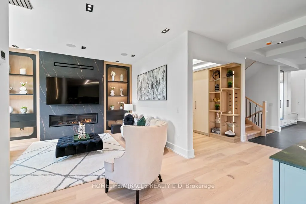 282 Maurice Drive