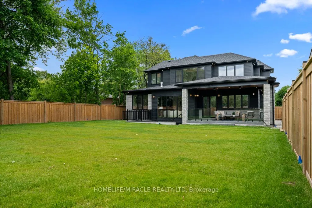 282 Maurice Drive