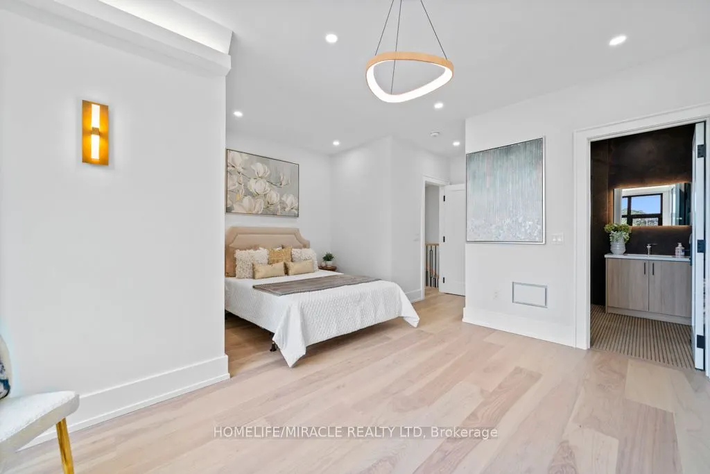 282 Maurice Drive