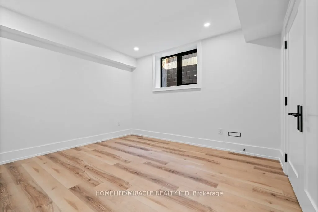 282 Maurice Drive