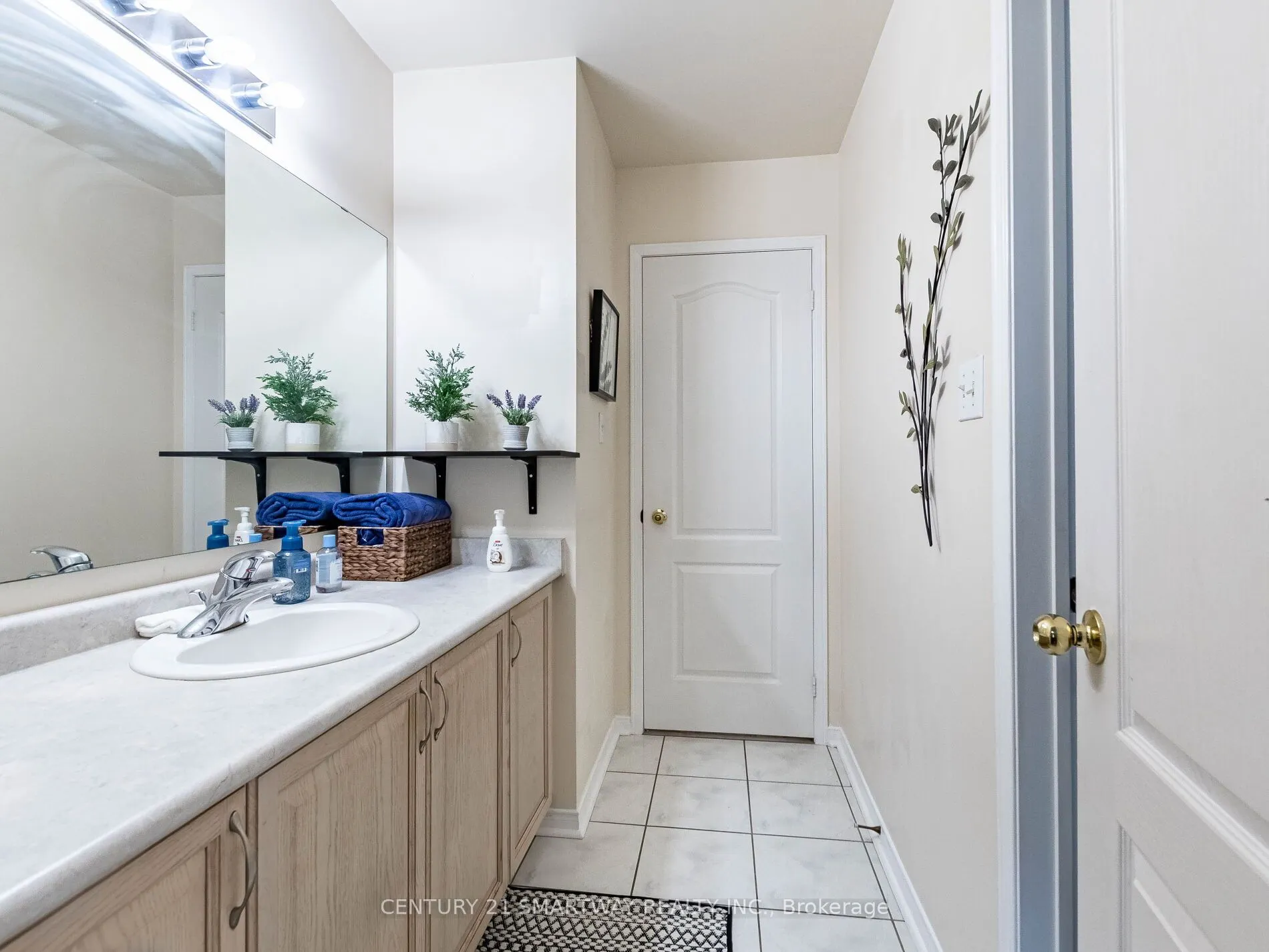 38 Bottlebrush Drive