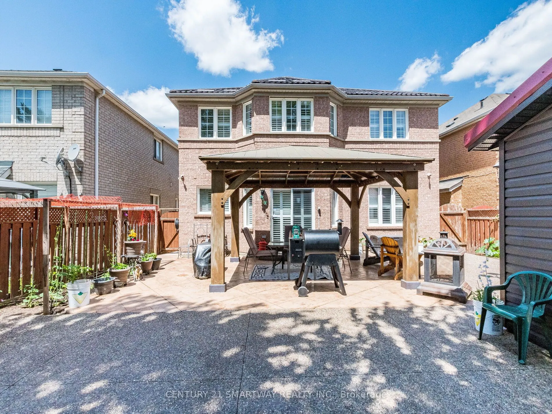 38 Bottlebrush Drive