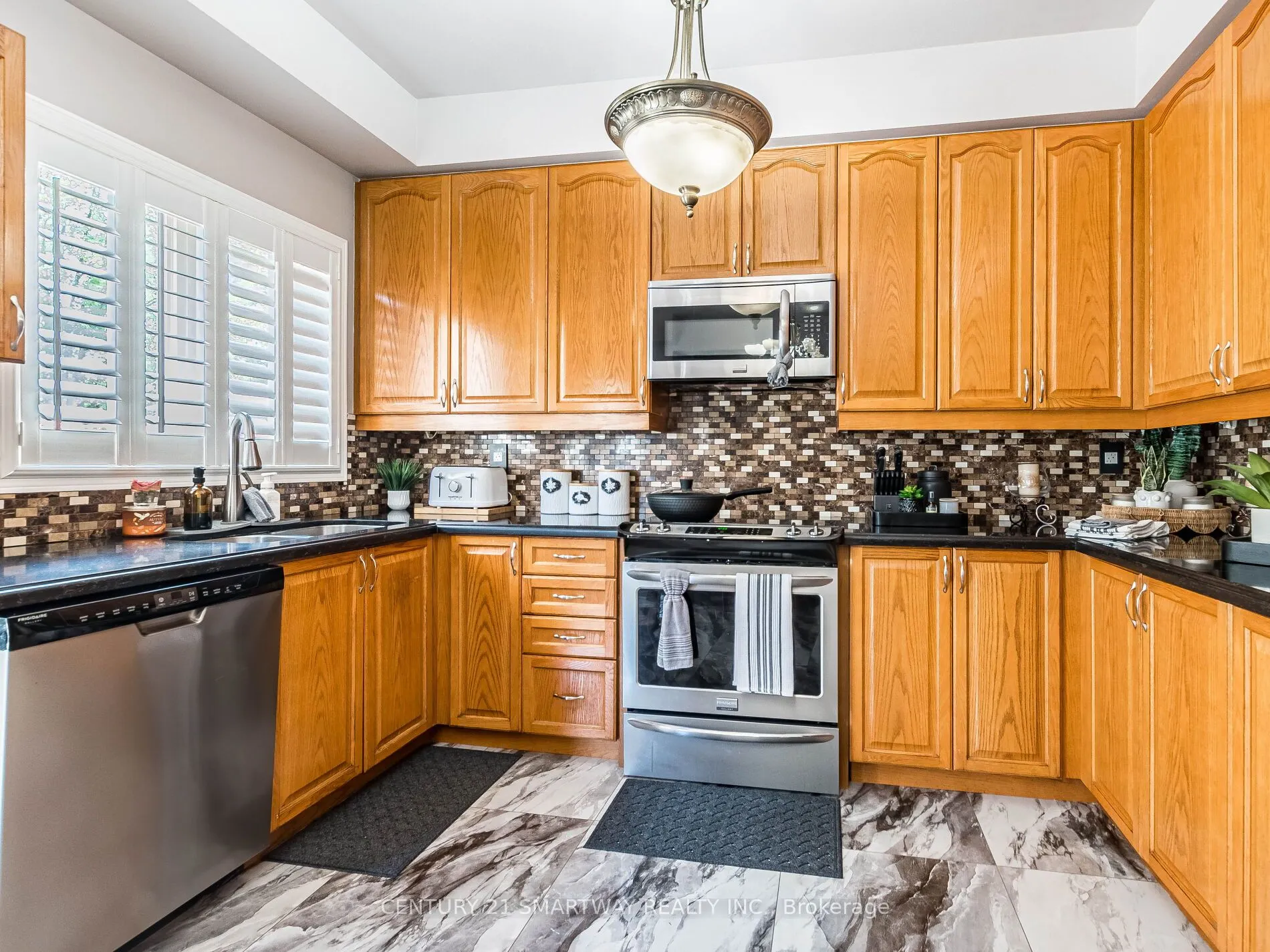 38 Bottlebrush Drive