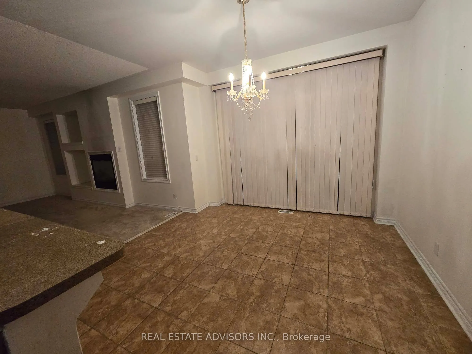 3208 Countess Crescent
