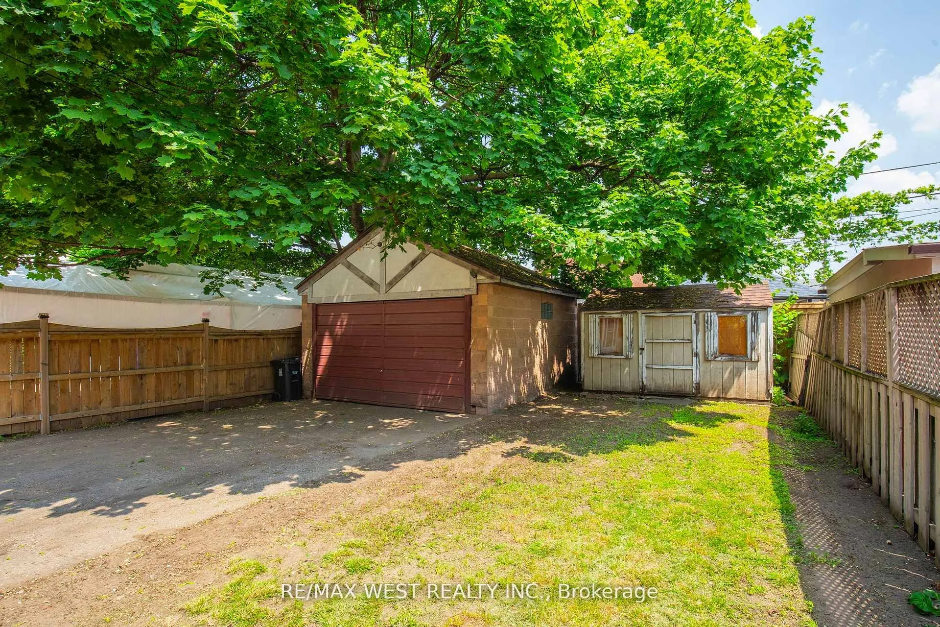 2317 Weston Road