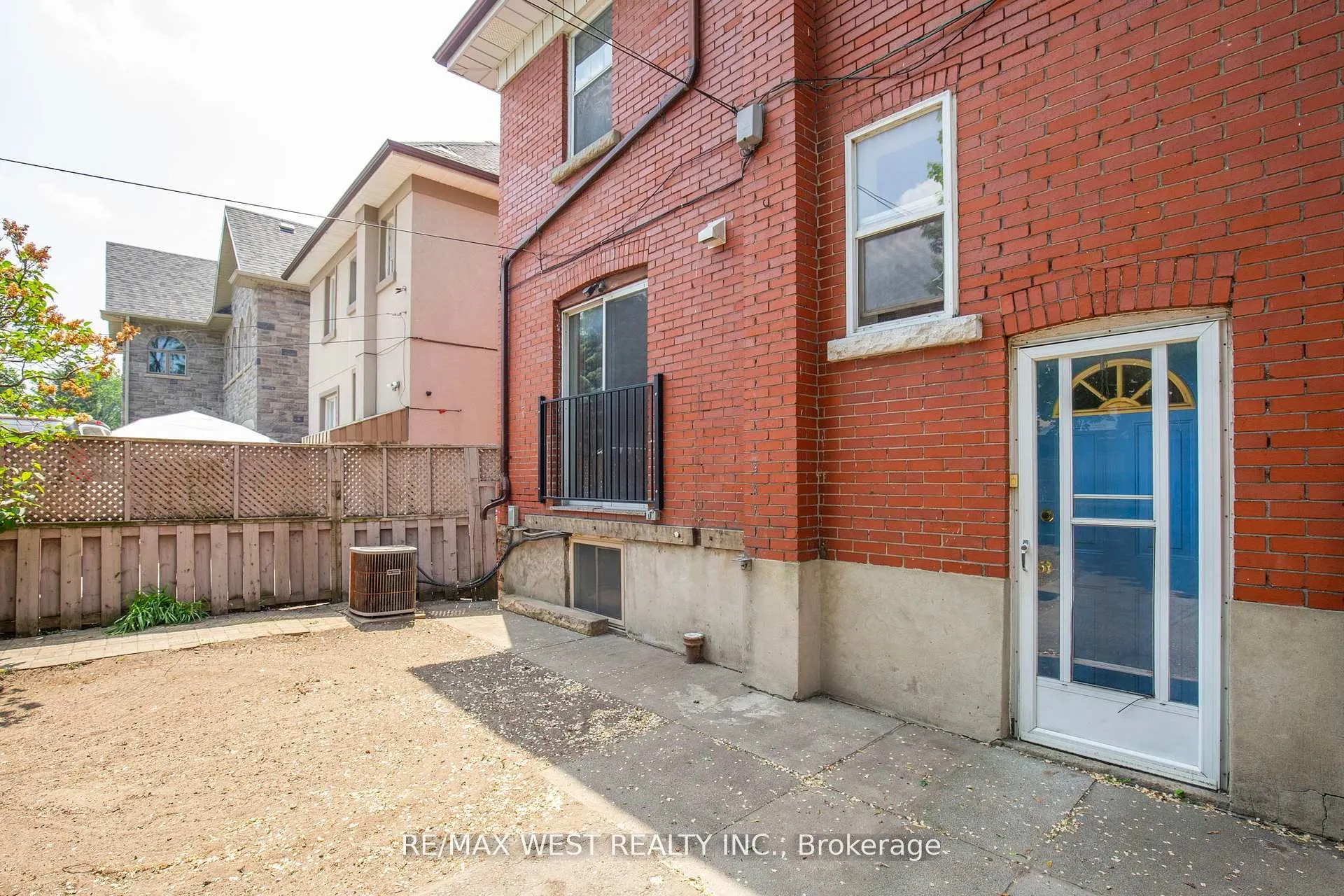 2317 Weston Road