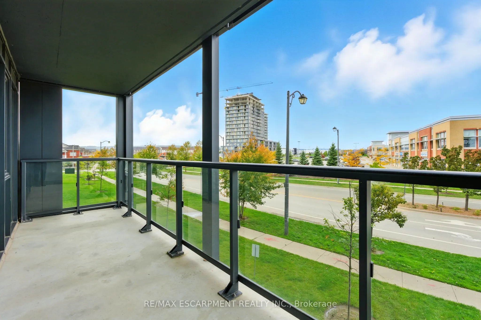 3210 DAKOTA Common, #A220